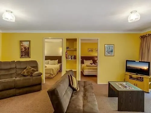 Koala Cabins Sunshine Coast Mapleton Australia
