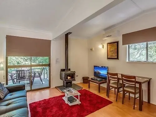Koala Cabins Sunshine Coast Mapleton Lodge