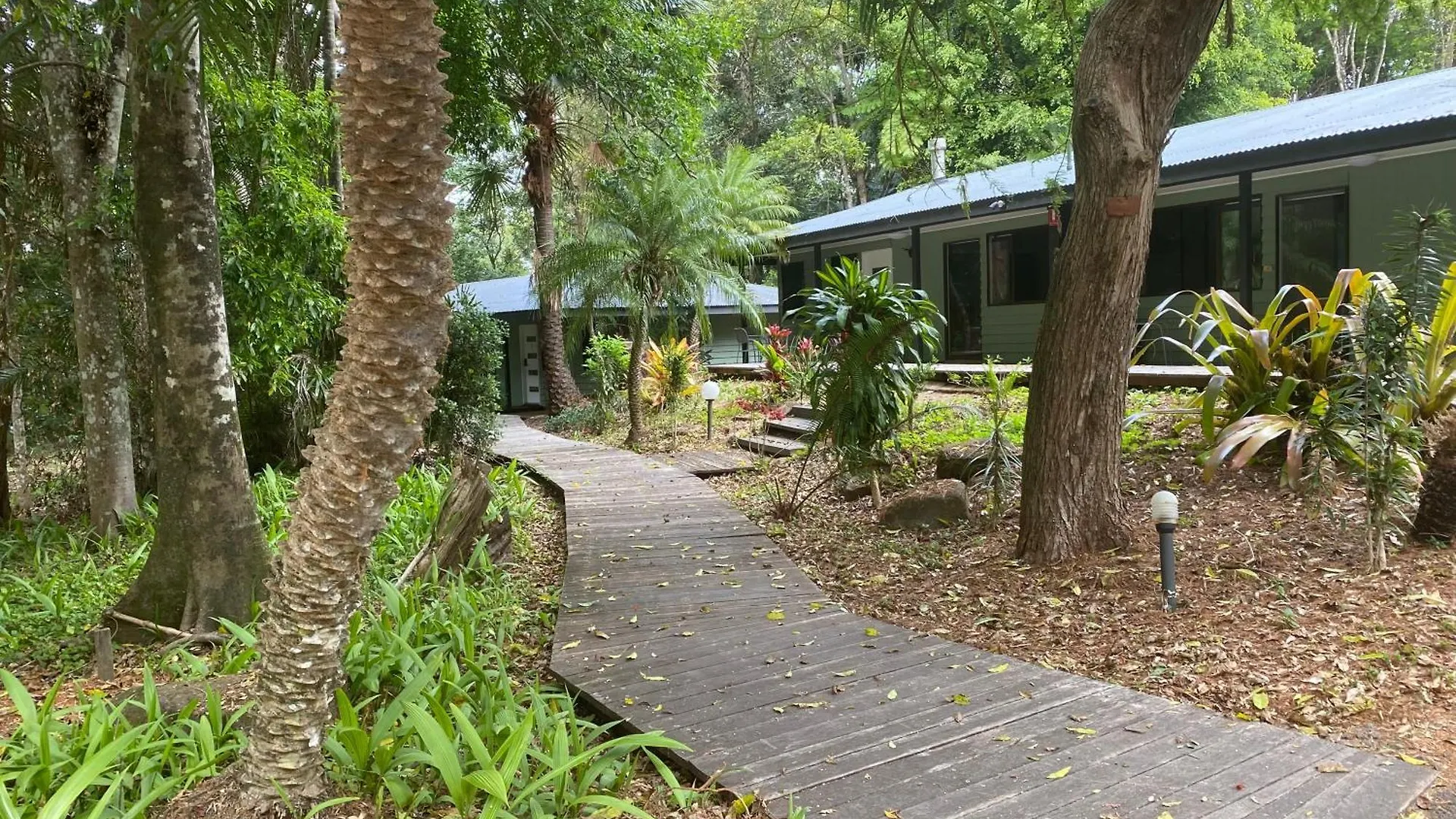 Koala Cabins Sunshine Coast contacts