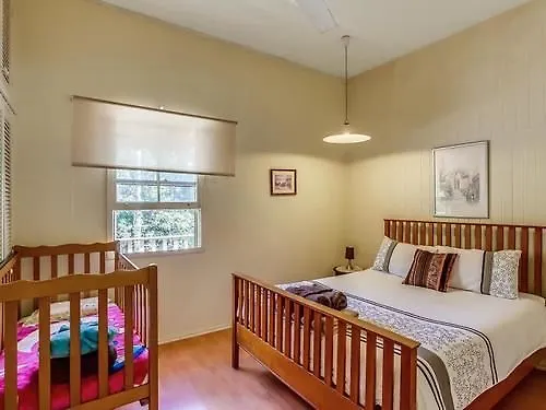 Lodge Koala Cabins Sunshine Coast Mapleton
